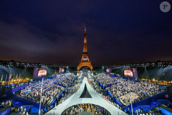 Vue d'ensemble de la salle du Trocadéro pendant l'arrivée des délégations, lors de la cérémonie d'ouverture des Jeux olympiques de Paris 2024, le 26 juillet 2024. Francois-Xavier Marit/Pool via Xinhua/ABACAPRESS.COM