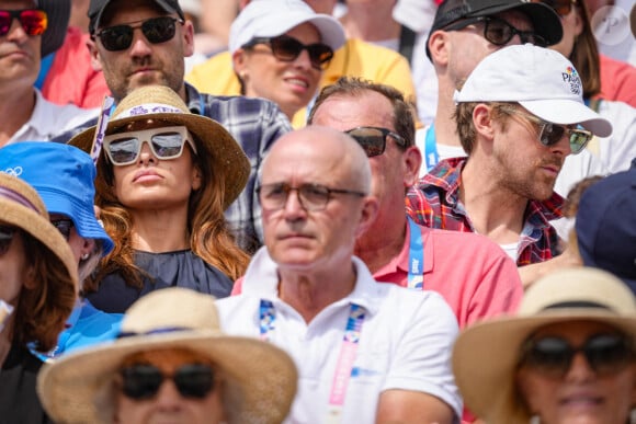 Ce dimanche 4 août, Ryan Gosling et sa femme Eva Mendes ont assisté à la finale du Grand Prix libre de dressage des Jeux Olympiques de 2024 orchestrée au château de Versailles
Eva Mendes et Ryan Gosling pendant les Jeux Olympiques de Paris 2024 - Jour 9 au Château de Versailles le 4 août 2024 à Versailles, France.