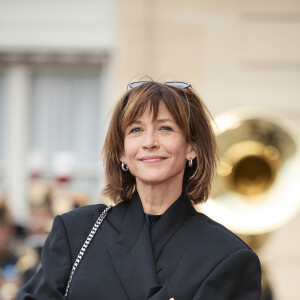 Sophie Marceau - Arrivée des invités au dîner d'Etat en l'honneur du président chinois Xi Jinping et de sa femme la Première Dame Peng Liyuan au palais présidentiel de l'Elysée à Paris, France, le 6 mai 2024. © Cyril Moreau/Bestimage