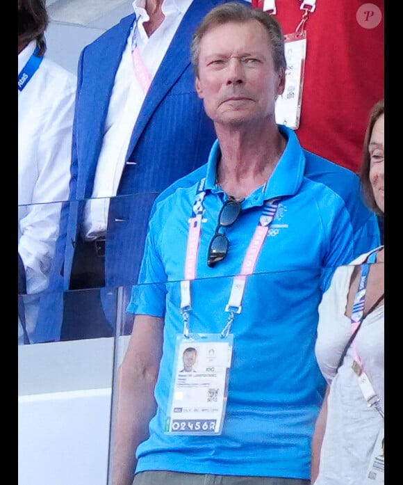 Henri, Grand-Duc de Luxembourg (devant), (de gauche à droite) la reine Silvia de Suède, le roi Carl XVI Gustaf de Suède et le roi Felipe VI d'Espagne assistent aux épreuves d'athlétisme lors de la 10e journée des Jeux olympiques d'été de Paris 2024 au Stade de France à Saint-Denis, près de Paris, France, le 5 août 2024. Photo par Nicolas Gouhier/ABACAPRESS.COM