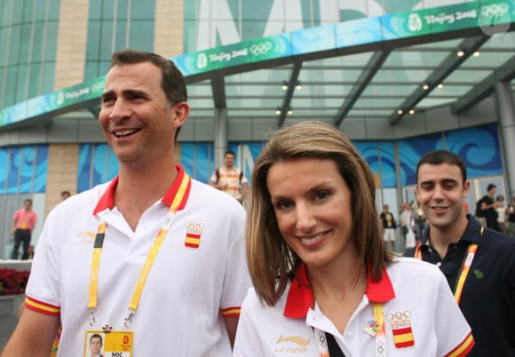 Et ce sont des habitués des Jeux, notamment Felipe qui a même concouru en 1992 à Barcelone...Le Prince Felipe et la Princesse Letizia d'Espagne quittent le Centre des Médias (MPC) lors d'une visite des Jeux Olympiques 2008 à Pékin, Chine, 08 août 2008. Photo : Alexander Becher dpa (c) dpa - Bildfun