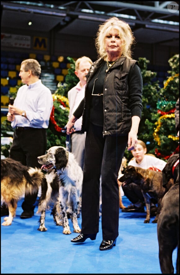 Brigitte Bardot au Noël des animaux SPA 2004 à Levallois Perret.