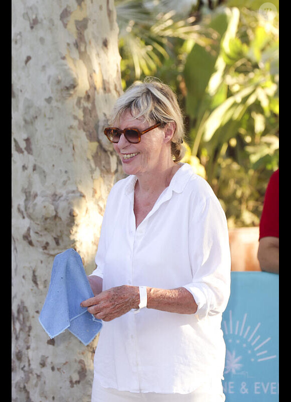 L'humoriste Chantal Ladesou était également présente à l'évènement
Chantal Ladesou à la Pétanque Turquoise sur la Place des Lices à Saint-Tropez, au profit de l'association "Soleil d'Enfance", le 11 août 2024 