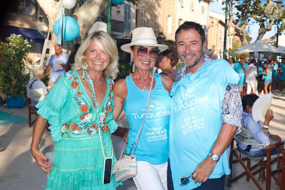 Pascale Perez, Laurence Jenkell, Bernard Montiel à la Pétanque Turquoise sur la Place des Lices à Saint-Tropez, au profit de l'association "Soleil d'Enfance", le 11 août 2024