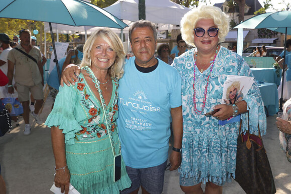 Pascale Perez, Chico, Zize à la Pétanque Turquoise sur la Place des Lices à Saint-Tropez, au profit de l'association "Soleil d'Enfance", le 11 août 2024