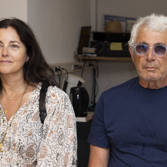 Exclusif - Cristiana Réali, Michel Boujenah - Vernissage de l'exposition "Simone Veil, l'immortelle" par Micheline Pelletier-Decaux lors du 40ème Festival de Ramatuelle. Le 4 août 2024 © Cyril Bruneau / Festival de Ramatuelle / Bestimage 