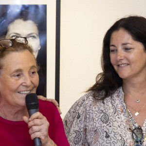 Exclusif - Anouchka Rousselet, Micheline Pelletier-Decaux, Cristiana Réali - Vernissage de l'exposition "Simone Veil, l'immortelle" par Micheline Pelletier-Decaux lors du 40ème Festival de Ramatuelle. Le 4 août 2024 © Cyril Bruneau / Festival de Ramatuelle / Bestimage 