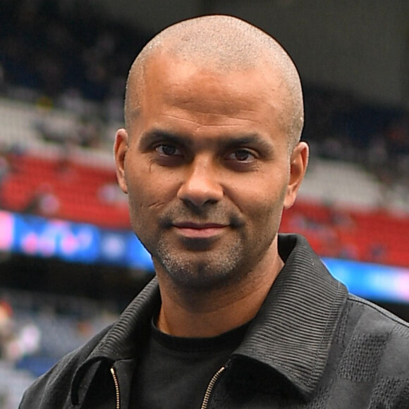 Tony Parker propriétaire d'un sublime haras
 
Tony Parker avant l'épreuve finale de football opposant la France à l'Espagne lors des Jeux Olympiques de Paris au Parc des Princes, à Paris, France. © Jacovides-Perusseau/Bestimage