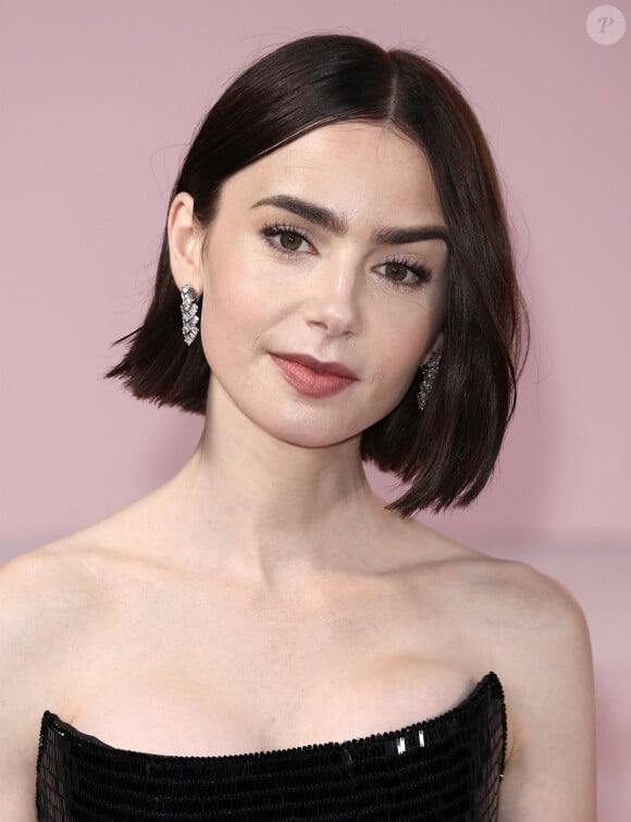 Lily Collins à l'avant-première de la première partie de la saison 4 de la série "Emily in Paris" à Los Angeles, le 14 août 2024