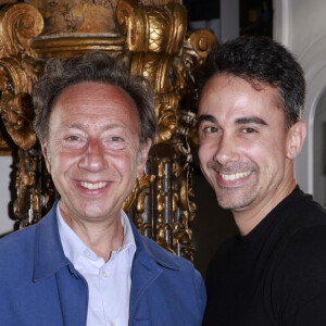 Stéphane Bern et son compagnon Yori Bailleres - Célébrités au défilé de mode Haute-Couture automne-hiver 2024/2025 "Julien Fournié" lors de la Fashion Week au musée Grévin à Paris le 25 juin 2024.