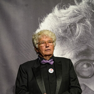 "On a énormément de passions communes, on a la nature, la peinture, le cinéma, bon lui il aime pas mais moi j'aime le sport".
Jean-Jacques Annaud - Photocall de la cérémonie de remise du Prix Lumière à W.Wenders à l'occasion de la 15ème Edition du Festival Lumière de Lyon. Le 20 octobre 2023 © Sandrine Thesillat / Panoramic / Bestimage 