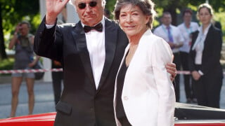 Jean-Jacques Annaud (Notre-Dame brûle) a rencontré sa femme sur le tournage d'un film culte, il l'a mise dans une situation délicate !