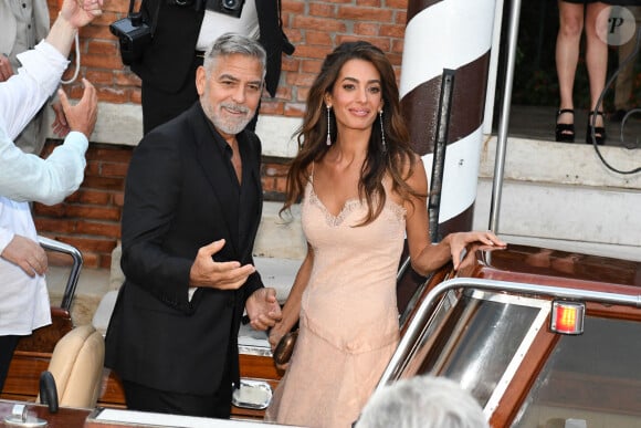 Amal Clooney et George Clooney assistent aux DVF Awards 2023 lors de la 80e édition du Festival international du film de Venise, le 31 août 2023 à Venise, en Italie. Photo par Gigi Iorio/Splash News/ABACAPRESS.COM