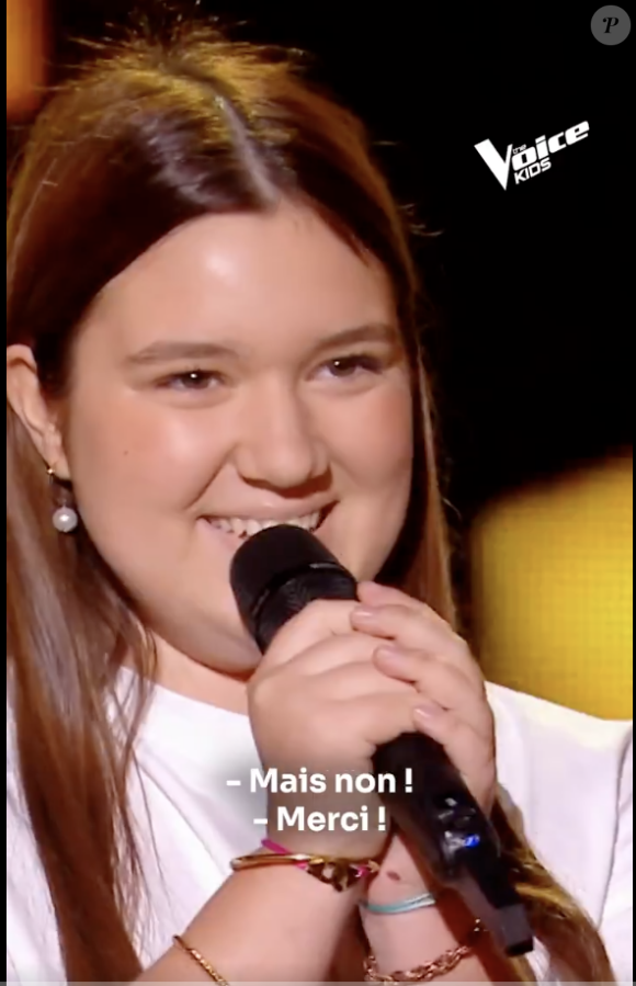 Slimane raconte alors à Emma : "Je vais te raconter ce qu'il s'est passé quand on était retourné on était tous là à t'écouter et à dire Waow et Patrick a dit 'elle c'est une finaliste'"
The Voice Kids, TF1