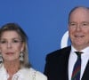 La soeur du prince Albert a quitté Monaco
La princesse Caroline de Hanovre, le prince Albert II de Monaco - Soirée de gala caritative "Coeur central" sur le court central du Rolex Monte-Carlo Masters à Monaco le 19 juin 2024. Habituellement organisé à Roland-Garros, pour sa 3ème édition, l'événement privé se délocalise sur le court central Rainier-III du Rolex Monte-Carlo Masters. © Claudia Albuquerque/Bestimage 