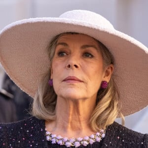 La princesse Caroline de Hanovre - La famille princière monégasque dans la cour d'honneur du palais lors de la la fête nationale à Monaco, le 19 novembre 2023.  © Olivier Huitel / Pool Monaco / Bestimage 