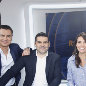 Exclusif - Les journalistes Laurent Luyat, Matthieu Lartot, Inès Lagdiri-Nastasi et Michaël Jeremiasz - Plateau de France Télévision lors des Internationaux de France de Tennis de Roland Garros 2024 - Jour 1 à Paris le 26 Mai 2024. © Bertrand Rindoff / Bestimage