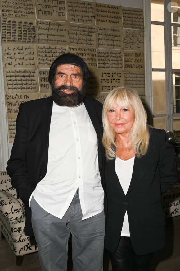 Marianne Weitzmann et Marek Halter - Fête du nouvel an juif Roch Hachana chez Marek Halter à Paris le 12 septembre 2021. © Coadic Guirec/Bestimage