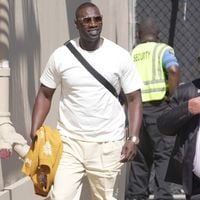 Omar Sy défavorisé : ce problème aurait empêché l'acteur de participer à la cérémonie de clôture des JO de Paris