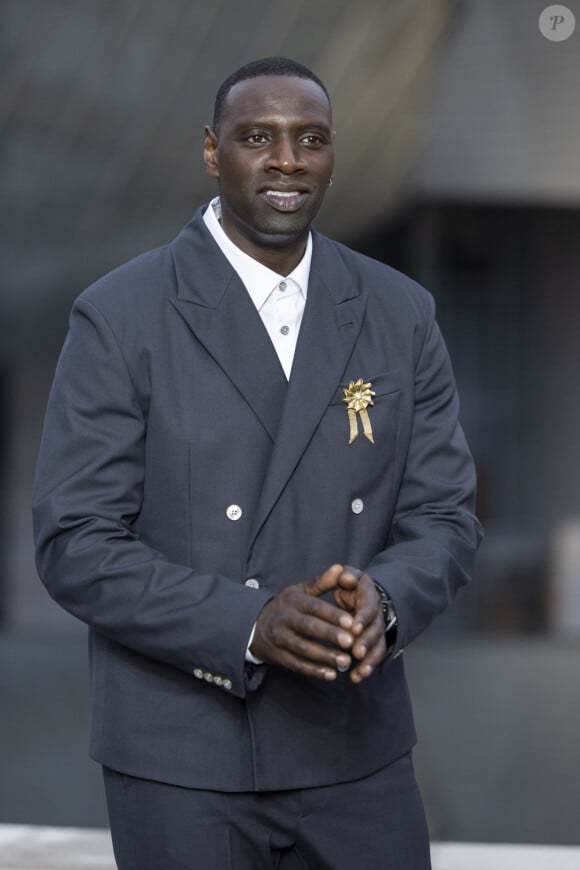 En parallèle, Omar Sy tourne toujours en France
Omar Sy - Photocall du dîner "Prelude pour les JO" à la Fondation Vuitton à Paris, France, le 25 juillet 2024. © Olivier Borde/Bestimage