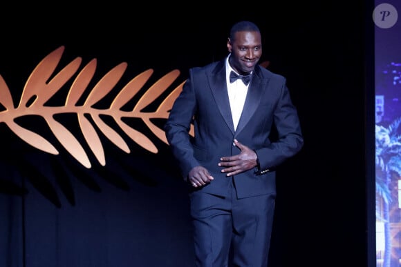 L'acteur aurait dû apparaitre dans la peau du personnage d'Arsène Lupin lors de la cérémonie de clôture des JO de Paris 2024, mais des problèmes contractuels l'en ont empêché
Omar Sy - Cérémonie de clôture du 77ème Festival International du Film de Cannes au Palais des Festivals à Cannes. Le 25 mai 2024. © Borde-Jacovides-Moreau / Bestimage