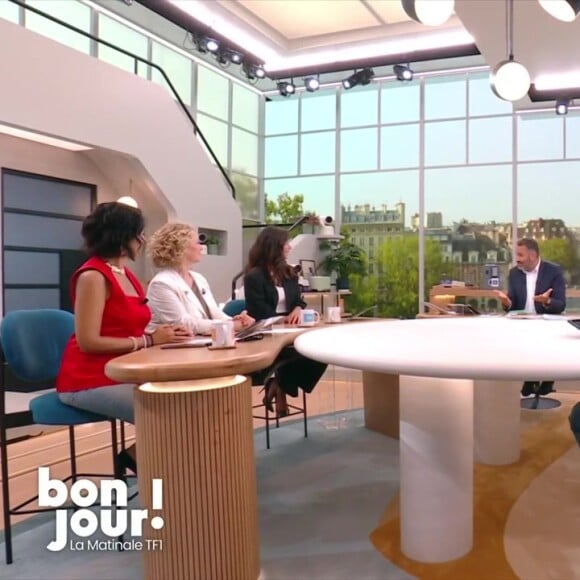 Christophe Beaugrand a estimé que "Bonjour !" pourrait perdre l'un de ses chroniqueurs suite au retrait annoncé de Tatiana Silva
L'équipe de "Bonjour !" sur TF1