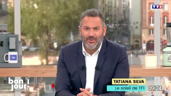 Bruce Toussaint a été loin de se montrer ravi par cette idée...
Bruce Toussaint sur le plateau de "Bonjour !"