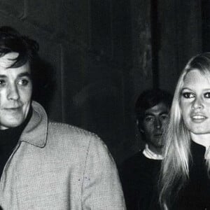 Alain Delon et Brigitte Bardot.