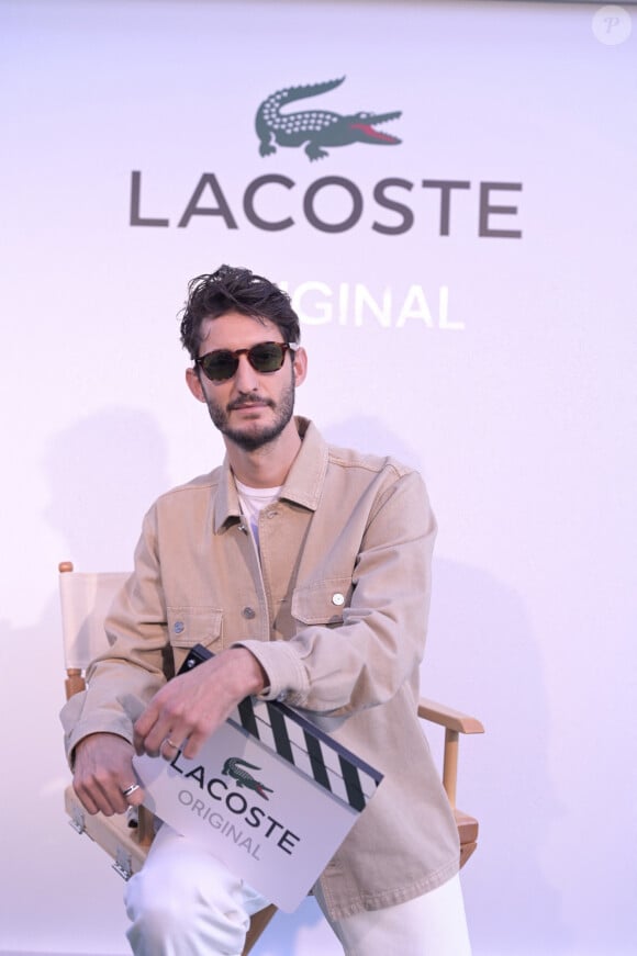 Découvrez de laquelle il s'agit
Exclusif - Pierre Niney, ambassadeur Lacoste et également égérie du parfum "Lacoste Original" - Lacoste et Interparfums ont célébré le lancement de "Lacoste Original", le premier parfum né de la collaboration récente entre les deux maisons, lors d'une cocktail party organisée sur le rooftop de l'hôtel Madame Rêve à Paris le 7 juillet 2024. © Rachid Bellak/Bestimage 