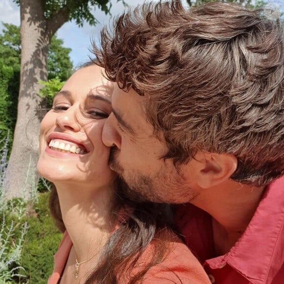 Lucie Lucas et Agustin Galiana sur Instagram.