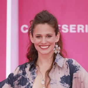 Lucie Lucas de la série Cannes Confidential CANNESERIES 2023 Saison 6 à Cannes.