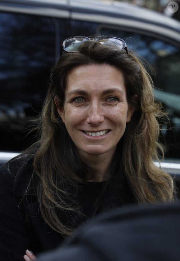 Anne-Claire Coudray- Sorties des obsèques de Jean-Pierre Pernaut en la Basilique Sainte-Clotilde à Paris, France. © Denis Guignebourg/BestImage