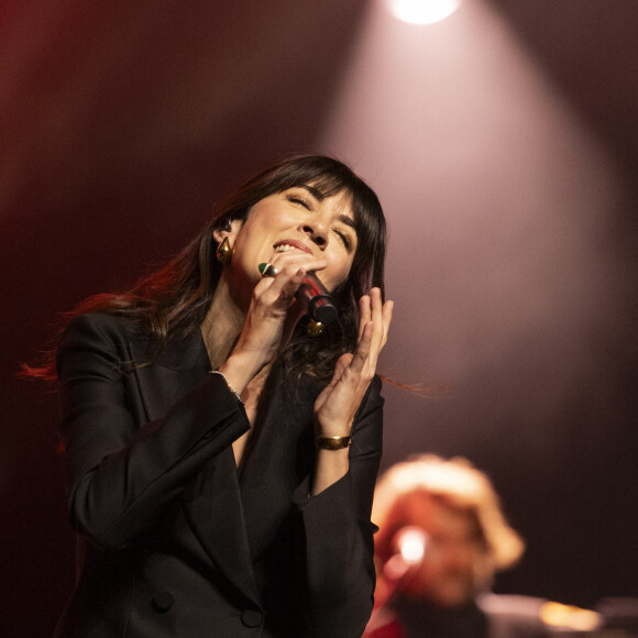 Nolwenn Leroy au concert du gala des 20 ans de la fondation Recherche Alzheimer "2 générations chantent pour la 3ème" à l'Olympia à Paris le 18 mars 2024. © Cyril Moreau / Bestimage 