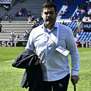"J'ai juste dit que dans la communication, au moment de dire qui allait incarner le programme, le service des sports n'avait pas du tout été consulté. (...) Je n'avais pas de problème avec Quels jeux !", a-t-il confié au micro de Sud Radio
Matthieu Lartot - RUGBY : UBB vs Harlequins - Quart de Finale de la Champions Cup à Bordeaux. © Thierry Breton / Panoramic / Bestimage
