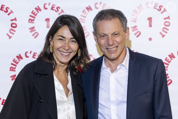 Cécile Duffau (fondatrice de l'association Un rien c'est tout) et Marc-Olivier Fogiel au photocall des invités au dîner de gala de l'association "Un rien c'est tout" au musée de l'armée aux Invalides à Paris. © Cyril Moreau / Bestimage