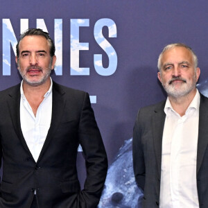 Jean Dujardin et son frère Marc Dujardin, producteur du film durant l'avant première mondiale au Grimaldi Forum à Monaco, le 9 février 2023, du film "Les gardiennes de la planète" réalisé par Jean-Albert Lièvre et raconté par J.Dujardin. © Bruno Bebert / Bestimage 