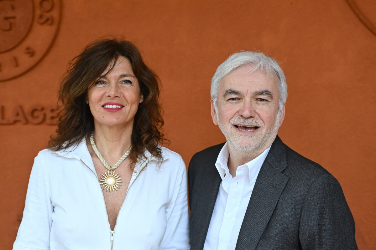 Photo : Pascal Praud et Catherine Bancarel assistent aux Internationaux ...