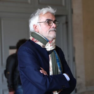 Pascal Praud - Recueillement populaire en hommage au président Jacques Chirac dans la cour des Invalides à Paris le 29 Septembre 2019.