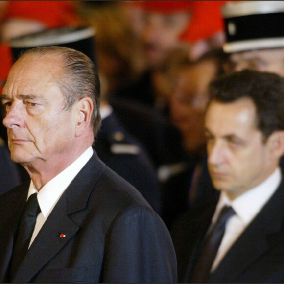 Jacques Chirac et Nicolas Sarkozy - Funérailles à Loriol (Drome) des pompiers tués par un octogénaire lors d'un accident de la route.