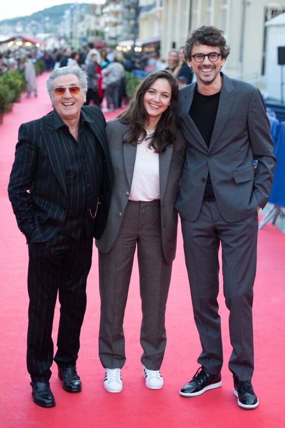 Daniel Auteuil, Nelly Auteuil et Hugo Gelin sur le tapis rouge du 38e Festival du film de Cabourg à Cabourg, France. Photo par Aurore Marechal/ABACAPRESS.COM