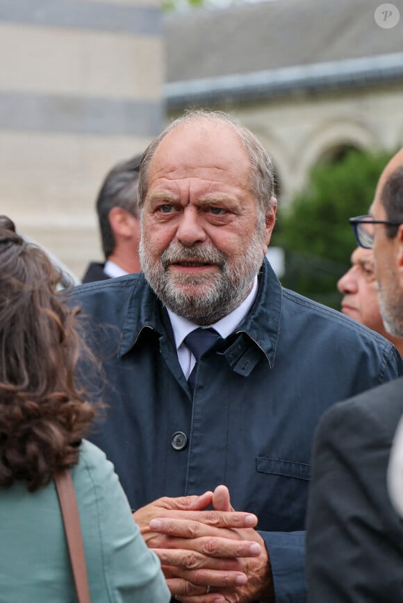 Ou Eric Dupond-Moretti
Eric Dupond-Moretti, ministre démissionnaire de la Justice - Obsèques de Henri Leclerc en la salle de la Coupole du crématorium du Père-Lachaise à Paris, France, le 9 septembre 2024. © Dominique Jacovides/Bestimage