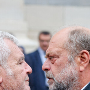 Thierry Herzog et Eric Dupond-Moretti, ministre démissionnaire de la Justice - Obsèques de Henri Leclerc en la salle de la Coupole du crématorium du Père-Lachaise à Paris, France, le 9 septembre 2024. © Dominique Jacovides/Bestimage