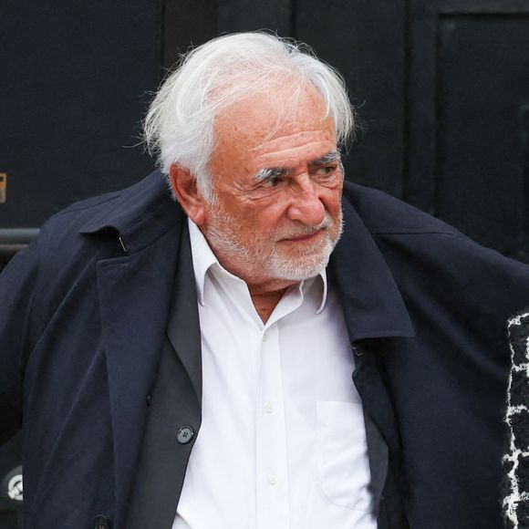 Décédé il y a quelques jours
Dominique Strauss-Kahn (DSK) et sa compagne Myriam L'Aouffir - Sorties des obsèques de Henri Leclerc en la salle de la Coupole du crématorium du Père-Lachaise à Paris, France, le 9 septembre 2024. © Dominique Jacovides/Bestimage