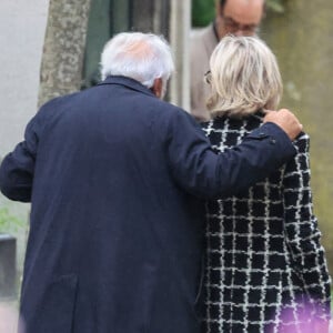 Pour rendre un ultime hommage à l'avocat Henri Leclerc 
Dominique Strauss-Kahn (DSK) et sa compagne Myriam L'Aouffir - Sorties des obsèques de Henri Leclerc en la salle de la Coupole du crématorium du Père-Lachaise à Paris, France, le 9 septembre 2024. © Dominique Jacovides/Bestimage