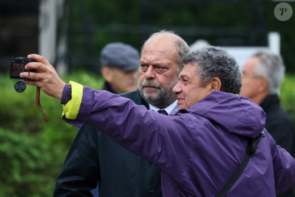 Eric Dupond-Moretti, ministre démissionnaire de la Justice - Sorties des obsèques de Henri Leclerc en la salle de la Coupole du crématorium du Père-Lachaise à Paris, France, le 9 septembre 2024. © Dominique Jacovides/Bestimage