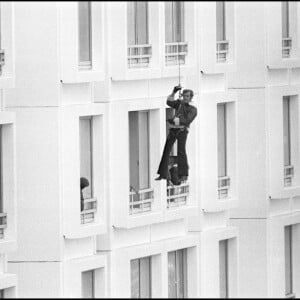 Archives - Jean-Paul Belmondo, sur le tournage de "Peur sur la ville".