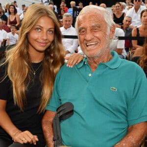 Exclusif - Jean-Paul Belmondo et sa fille Stella - Gala de boxe "No Limit Episode IX" organisé par B. Asloum (ancien champion du monde de boxe) en plein air au théâtre Tivol au Cannet le 18 juillet 2019. © Bruno Bebert/Bestimage