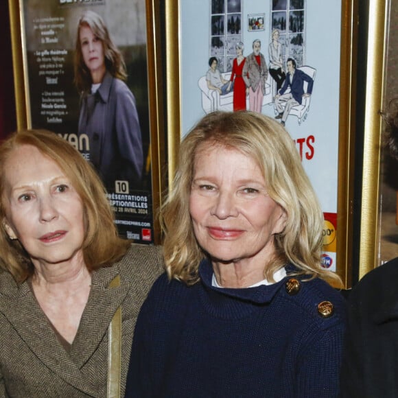 Exclusif - Nathalie Baye, Nicole Garcia et son fils Pierre Rochefort- - Générale de la pièce "Royan, la professeur de Français" au théâtre de Paris le 17 avril 2024. © Borde / Rindoff / Bestimage 