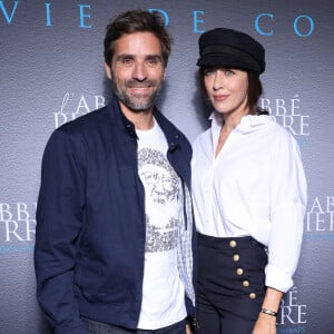 Arnaud Clément et Nolwenn Leroy lors de l'avant-première du film "L'Abbé Pierre - Une vie de combats" au cinéma UGC Normandie à Paris le 10 octobre 2023. © Denis Guignebourg / Bestimage 