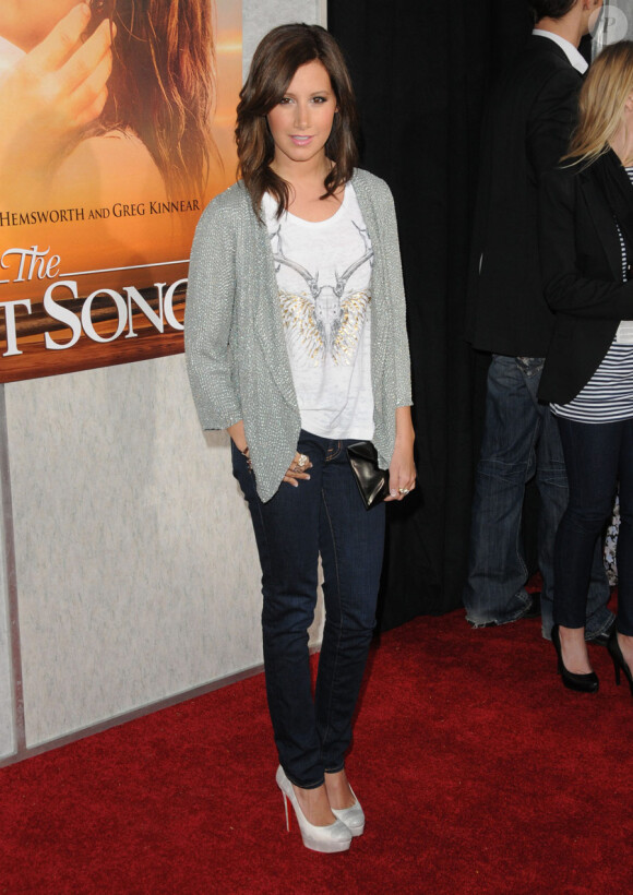 Ashley Tisdale lors de l'avant-première à Hollywood de The Last Song le 25 mars 2010